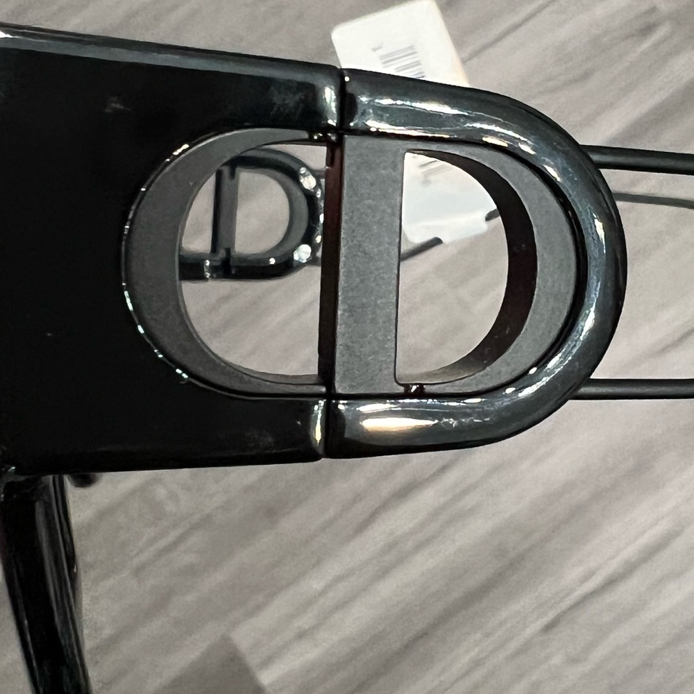 Authentic Like New Dior Sunglasses - Picture 3 of 6